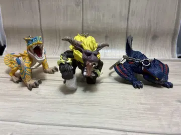 [세트] 몬스터 헌터 피규어 키링 3개 세트 + 덤 포함