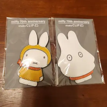 미피 70주년 기념 인조 가죽 마그넷 2개 스튜디오 클립