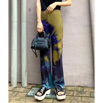 SHEER FLOWERBASE PRINT PANTS
