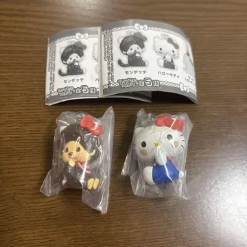 몬치치 x 헬로키티 메지루시 액세서리 2