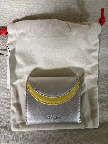GRAIN 그레인 차오패닉 이단 바이컬러 지갑 실버