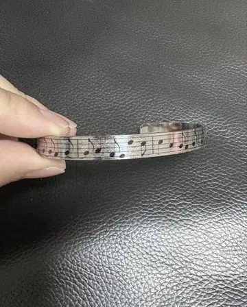 Music bangle