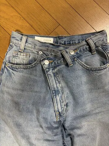 ZARA 더블 허리 하이라이즈 청바지 32