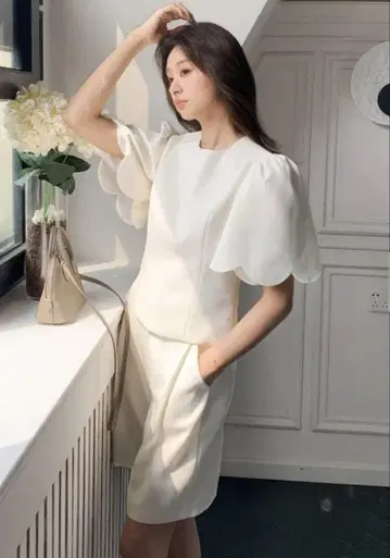 [ 미사용 새상품 ] 벌스데이 바쉬 SLEEVE SHORT SETUP