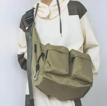 jeanasis 나일론 벨트 바디백