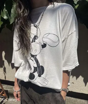 Ameri MICKEY AND MINNIE DESIGN BIG TEE
