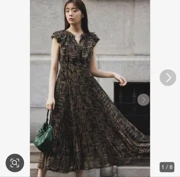 기하학 프린트 프릴 플리츠 원피스