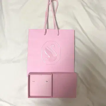 스와로브스키 귀걸이 한쪽 상자 쇼핑백 포함