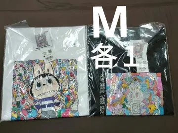 러브브 유니클로 T셔츠 M사이즈 UT 블랙 1장 화이트 1장