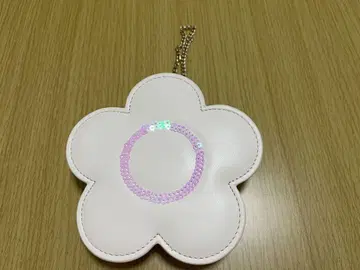 마리콴트 다이컷 파우치 화이트