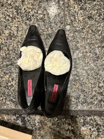 블랙 하이힐 화이트 꽃 23.5cm