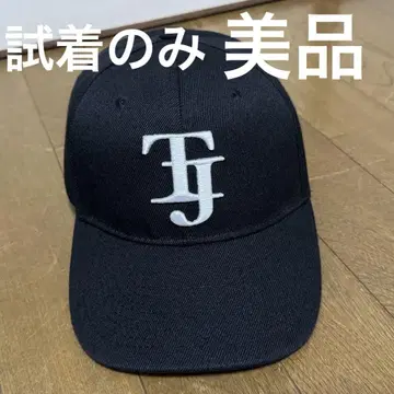 Travis Japan 캡 모자