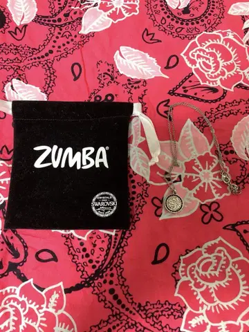 덤 포함 [ 무료배송 ] ZUMBA 액세서리 목걸이