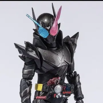 S.H.Figuarts 가면라이더 빌드 토끼 탱크 해저드 폼