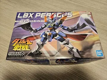 프라모델 골판지 전기 LBX 페르세우스