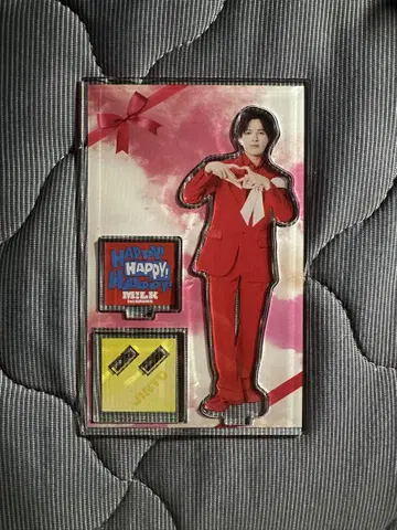 M!LK 요시다 진토 해피 해피 빨간색 의상 아크릴 스탠드