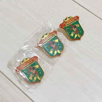 도쿄 디즈니랜드 15주년 기념 배지 미키마우스