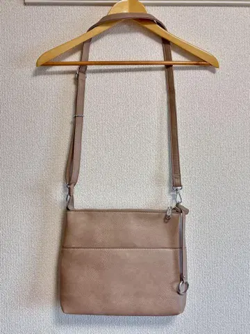 몬테로쏘 MonteRosso 여성용 숄더백 베이지 계열