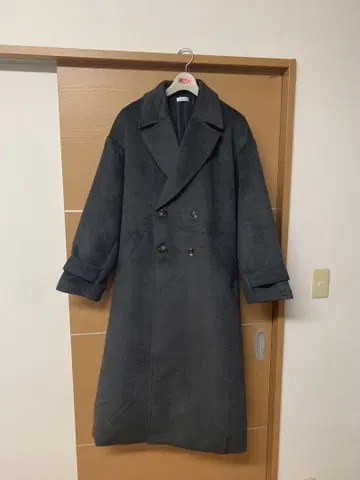 오버 더블 체스터 코트