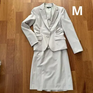 보나조르나타 여성용 수트 베이지