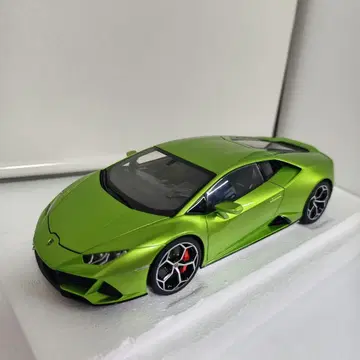 오토아트 1/18 람보르기니 우라칸 EVO