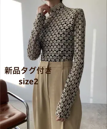 택 포함 새상품 CLANE 3D 플라워 레이스 탑 사이즈 2