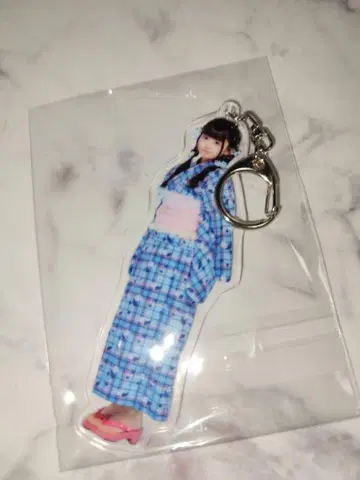 iLiFE! 무지개 깃털 미니 아크릴 키링 무도관 유카타