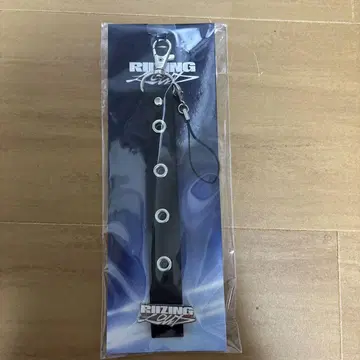 RIIZE 커스텀 참 스트랩