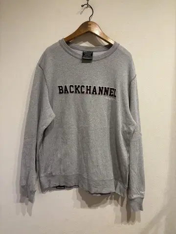 back channel 얇은 소재 맨투맨 백 채널
