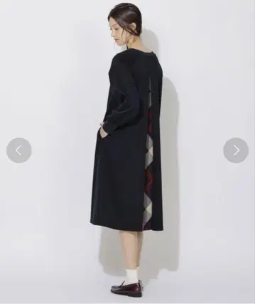 CB CRESTBRIDGE 백 체크 절개 래글런 분또 원피스