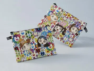 NewJeans x Murakami 파우치