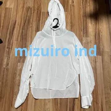 mizuiroind 화이트 후드 부착 긴팔 셔츠