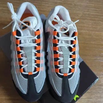 에어 맥스 95 빅 버블 Bright Mandarin 26.5cm