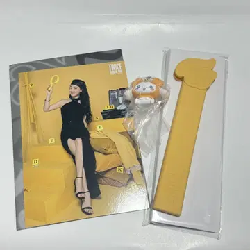 TWICE 지효 트레이딩 카드 굿즈