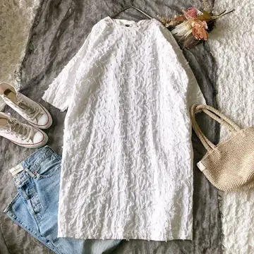 LOISER 로와지르 입체 자수 올 패턴 원피스 코튼 린넨
