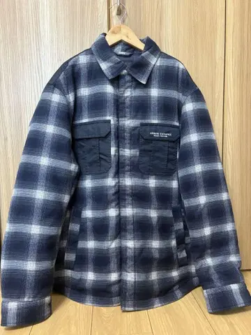 새상품급 ARMANI EXCHANGE 자켓 M 사이즈