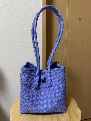 MEKEARISA 메리사 Gummy Bag CUBE