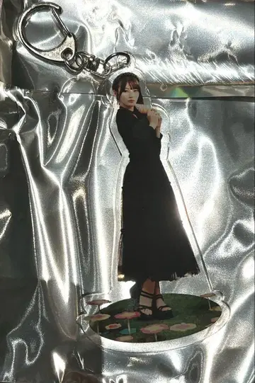 노기자카46 한여름의 전국 투어 2025 카페 아크릴 키링 오카모토 히나