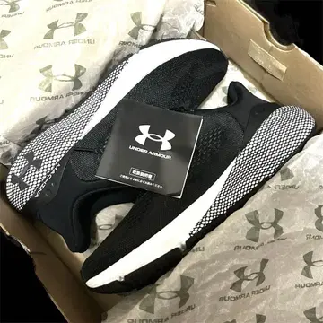 UNDER ARMOUR HOVR MACHINA 3 새상품 러닝화