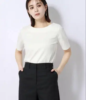 [ 미사용 새상품 ] ANCHOR WOMAN 앵커우먼 상의 반팔