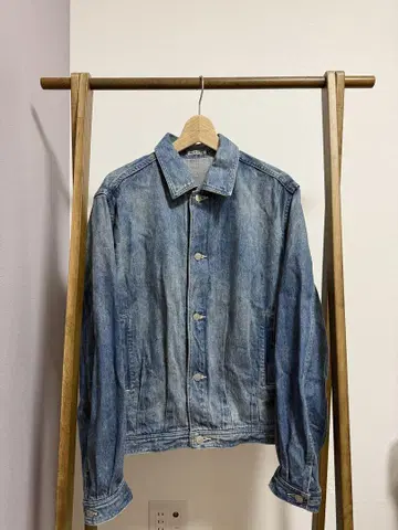 AURALEE SELVEDGE FADED LIGHT DENIM