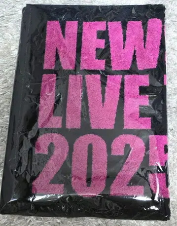 NEWS LIVE TOUR 2025 변신 타월