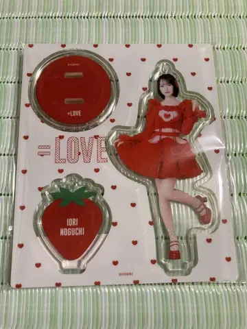 = LOVE 이코러브 노구치 이오리 아크릴 스탠드 특별히 MV 의상