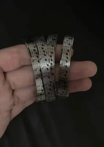 Music bangle