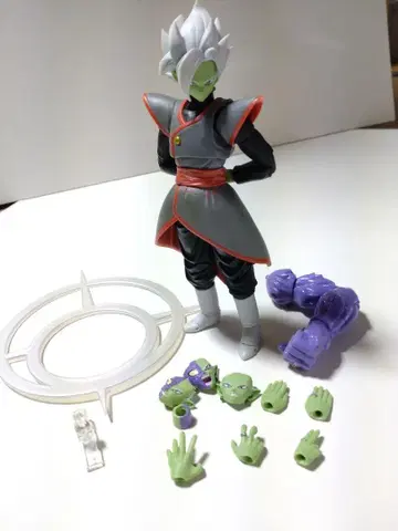 S.H.Figuarts 자마스