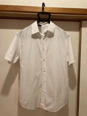 새상품급!N 할리우드 반팔 셔츠