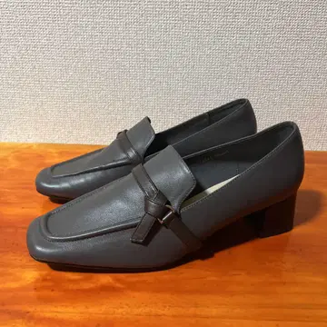 새상품급 노이에디퓨전 로퍼 그레이 24cm