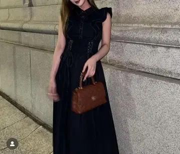 rienda 레이스업 프릴 반팔 원피스