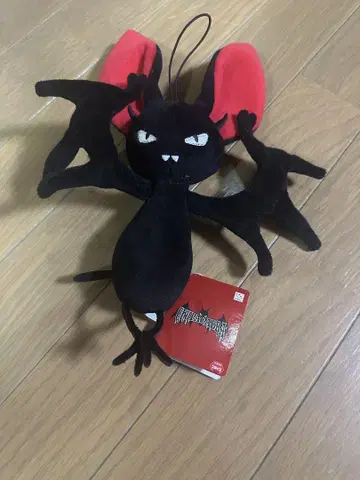 VAMPS 박쥐형 봉제 인형 블랙과 빨간색 택 포함