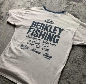 USA제 berkley 버클리 러셀 티셔츠 링거넥 70s 80s